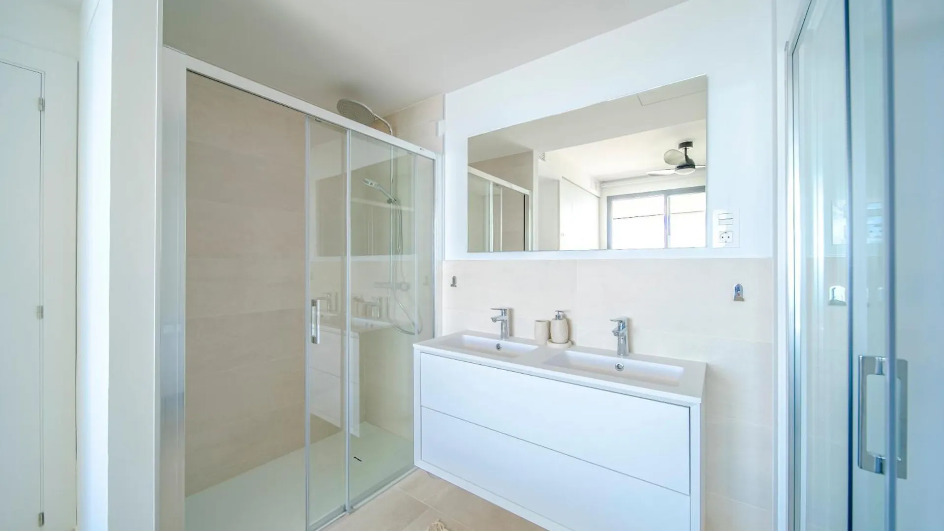 Sea Views Apartment Lucy Fuengirola Spanien